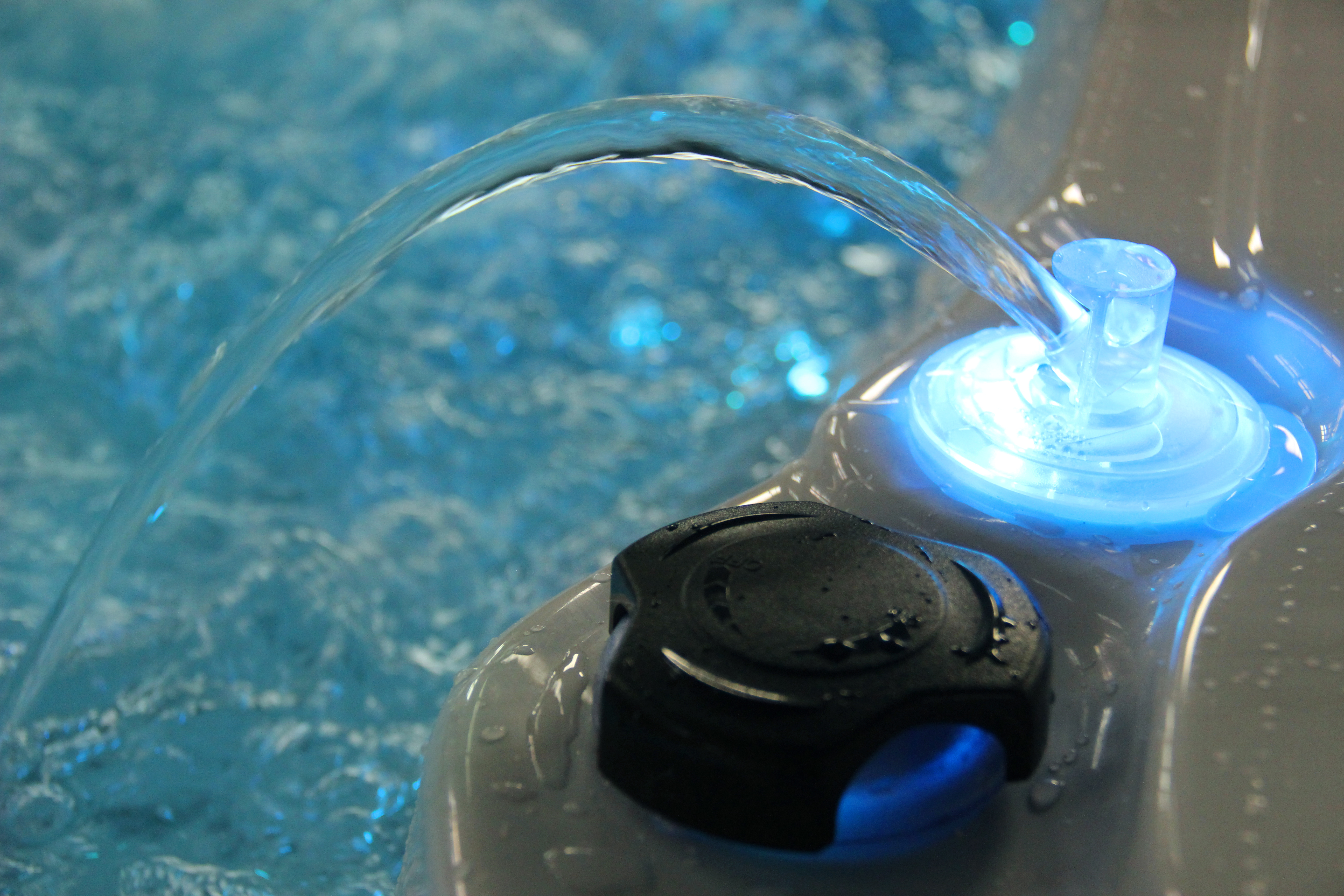 水療按摩浴缸,沖浪按摩浴缸.按摩浴缸